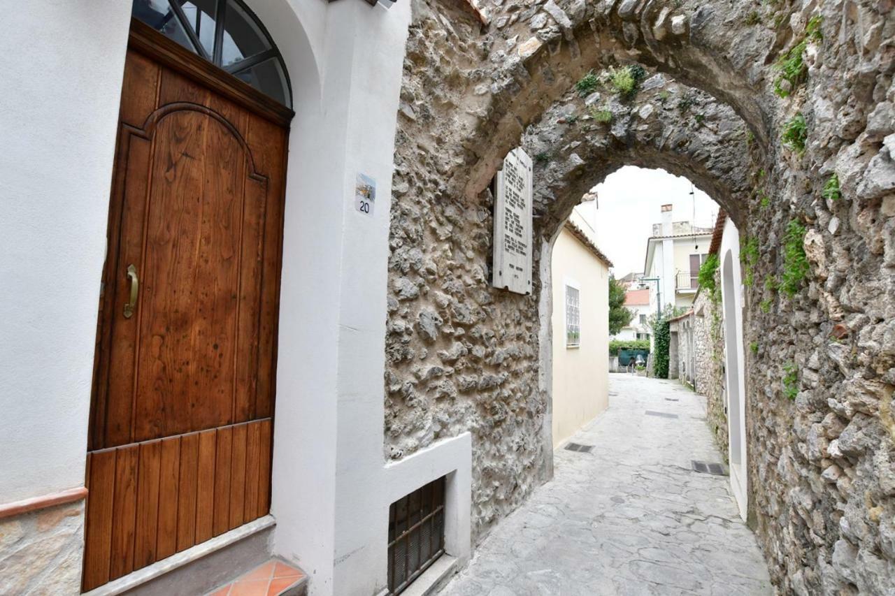 Вилла Il Centro Storico Равелло Экстерьер фото